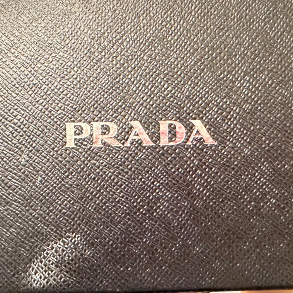 PRADA Wallet - Picture 3 of 7